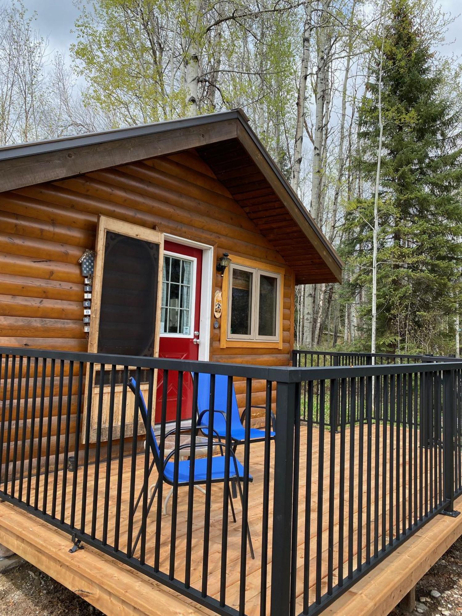 Rocky Mountain Cabins And Home Golden Ngoại thất bức ảnh