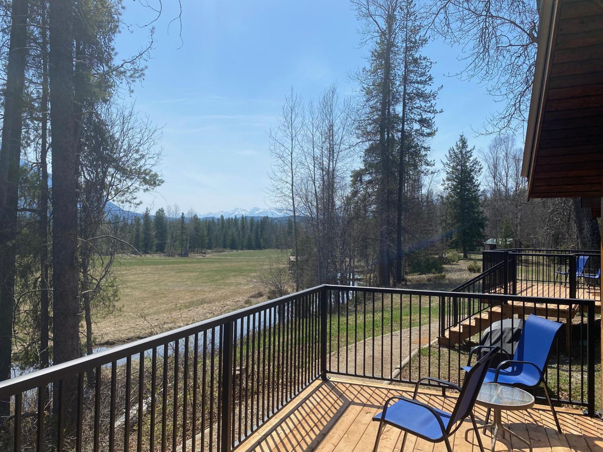 Rocky Mountain Cabins And Home Golden Ngoại thất bức ảnh